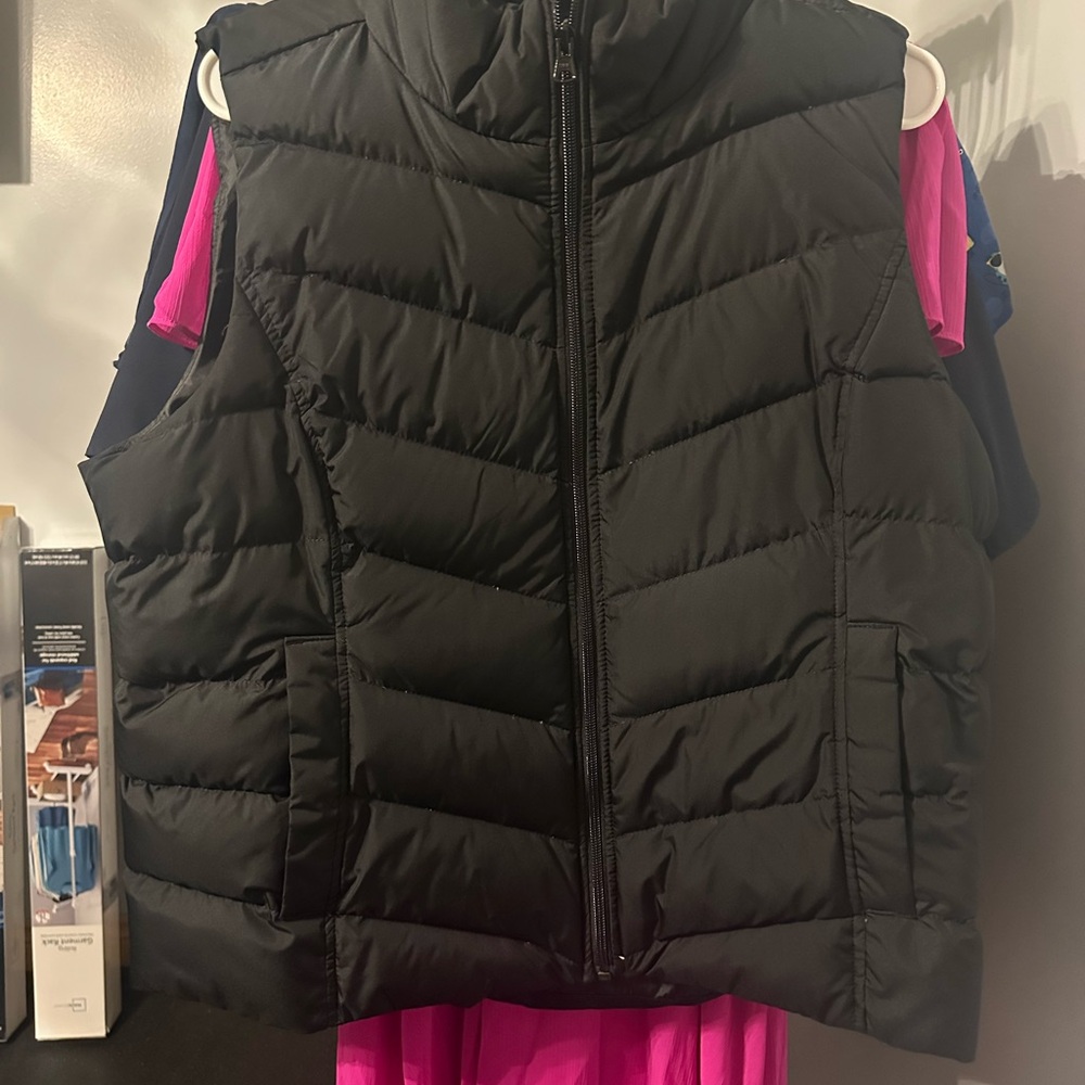 Lands' End Black Quilted Puffer Vest